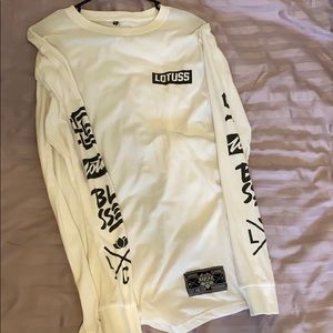 Lotuss supply co long sleeve Tee